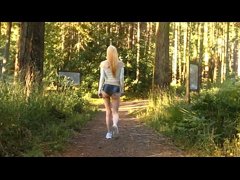 ❤️ Una bella dona es mou lentament, no un vídeo nu ️ Súper porno a nosaltres ca.sexygirlspics-com.ru ❌️